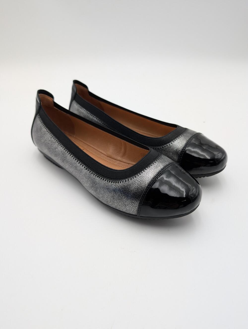 Josef Seibel Ballet Shoes Womens 5.5 Black Leather Cap Toe Double Air Reaction